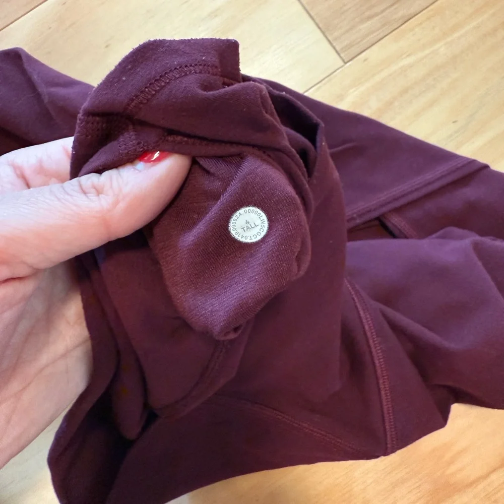 Lululemon Align Leggings TALLs - Picture 4 of 4
